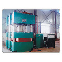 防盜門(mén)液壓機(jī)